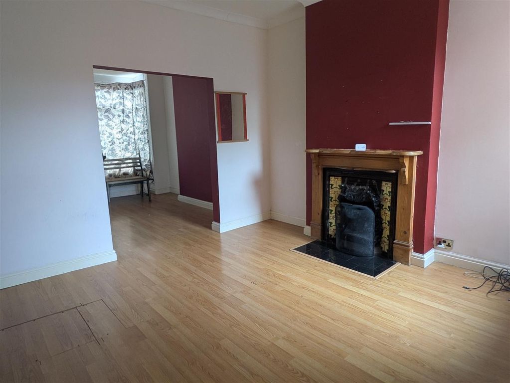 Property photo 2 of 10 Reception Room