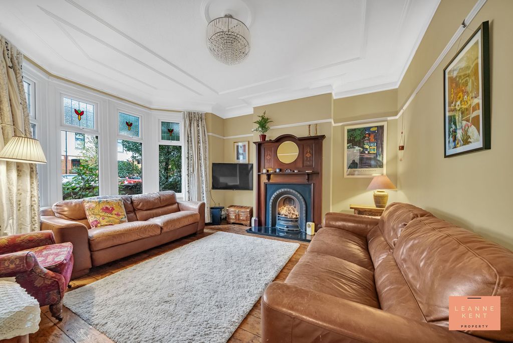 Property photo 2 of 44