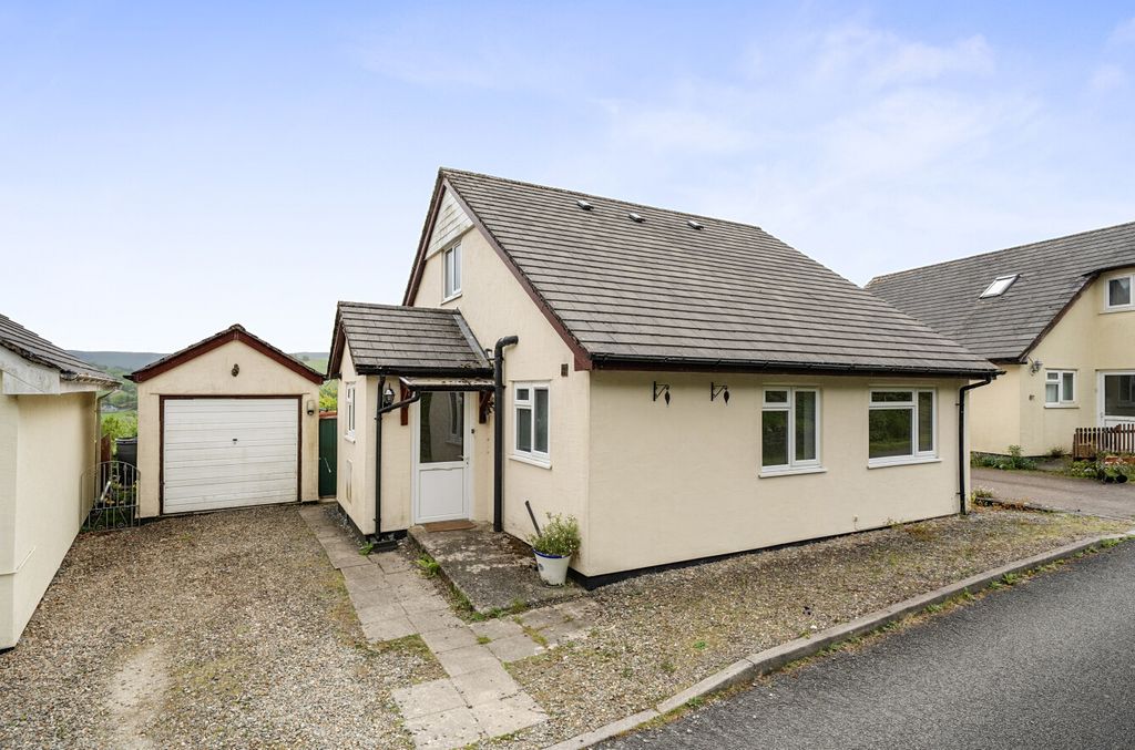 Property photo 1 of 19 1457193-19-6A0359...