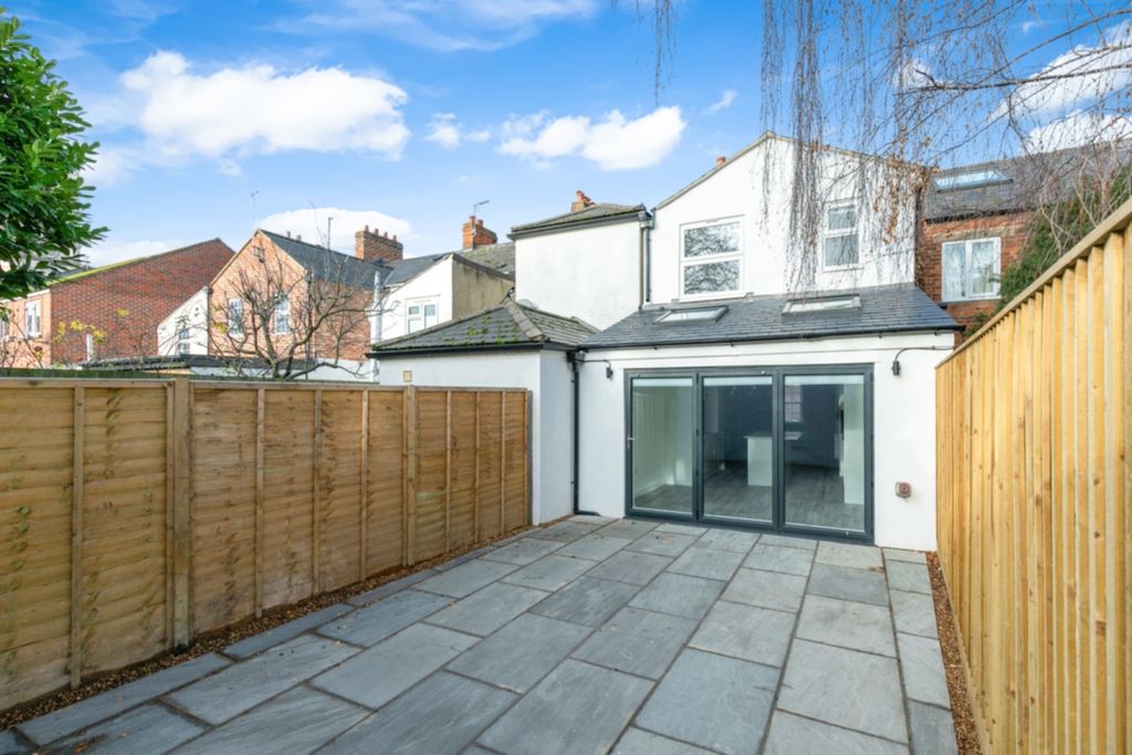 Property photo 2 of 9 178748-Std