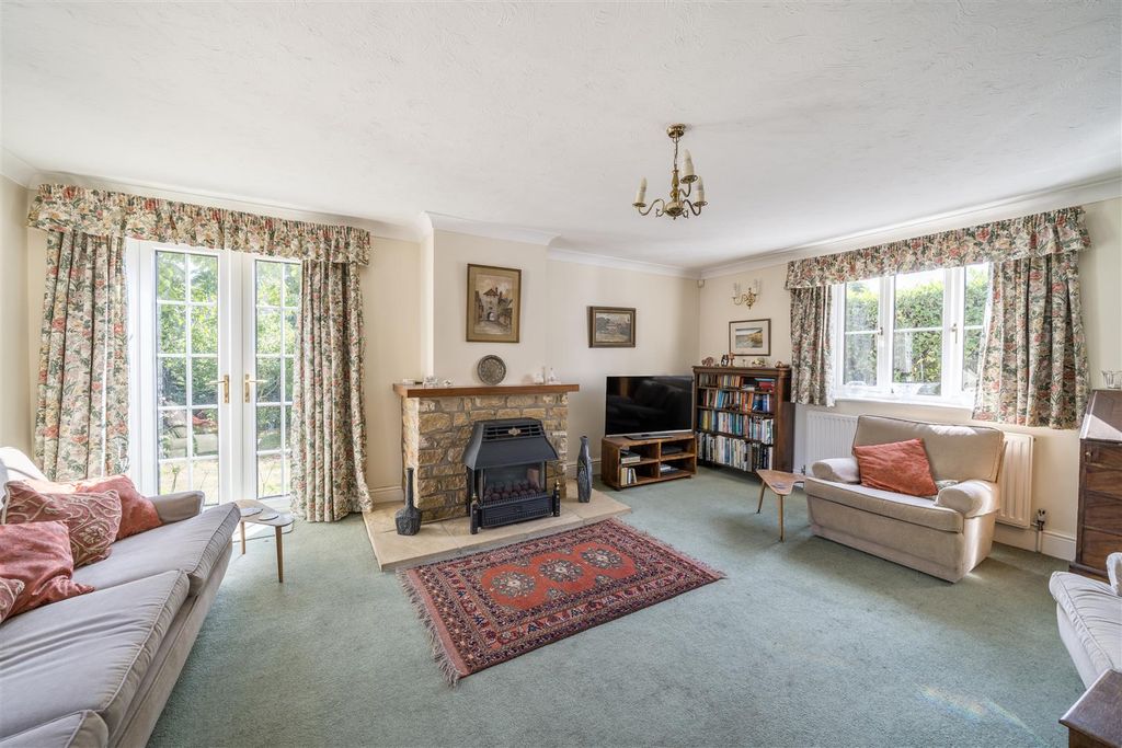 Property photo 3 of 17 1336160-11-68A8464A40d03.Jpg