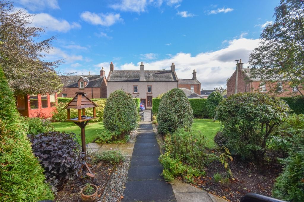 Property photo 3 of 37 Photo 3