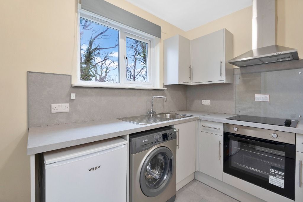 Property photo 3 of 11 Photo 3