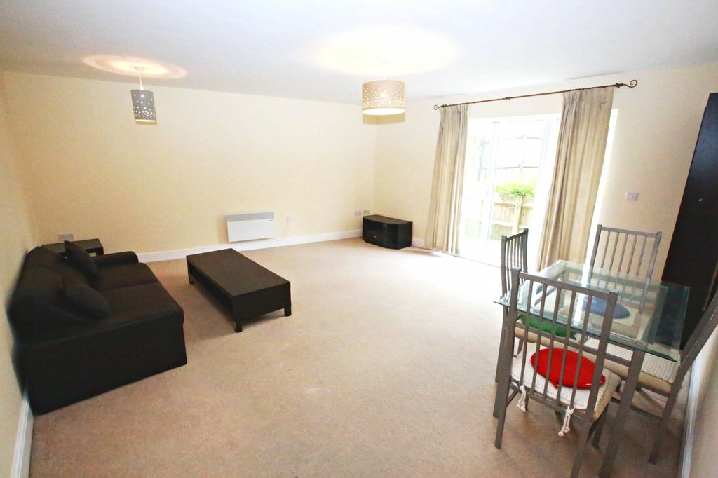 Property photo 3 of 10 Gallery