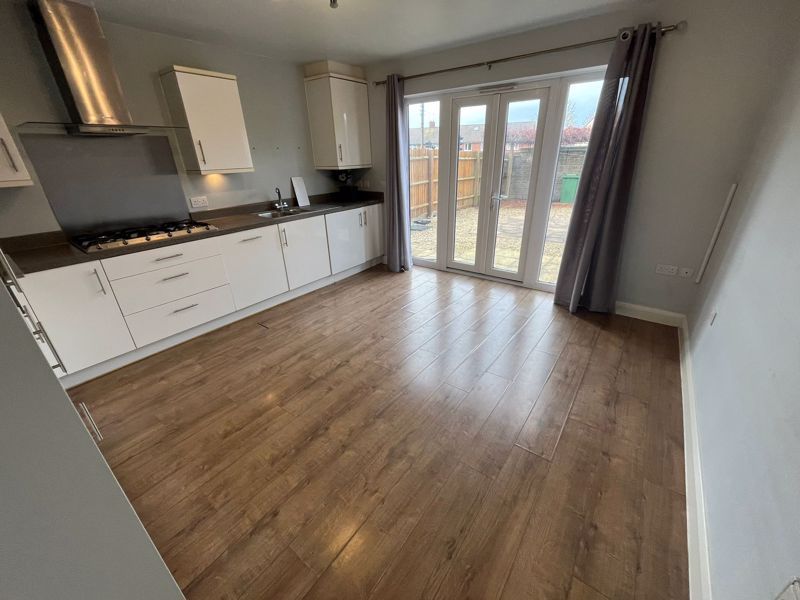 Property photo 3 of 20 Photo 17