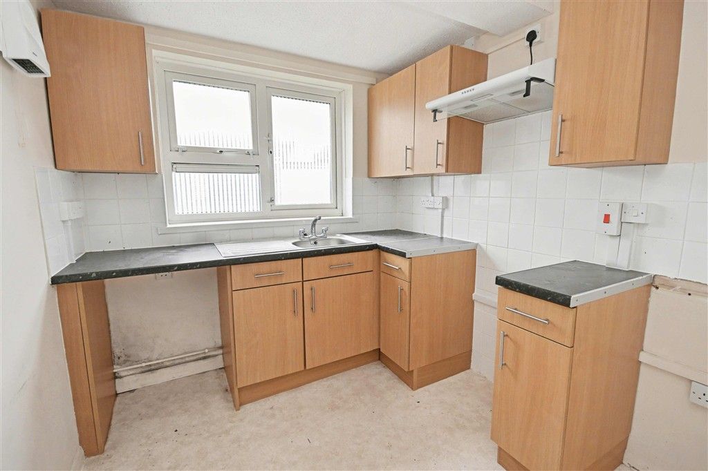 Property photo 3 of 5