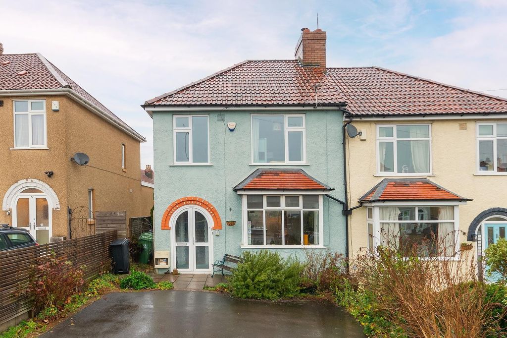 Property photo 2 of 36 0A7Rbn - External B.Jpg