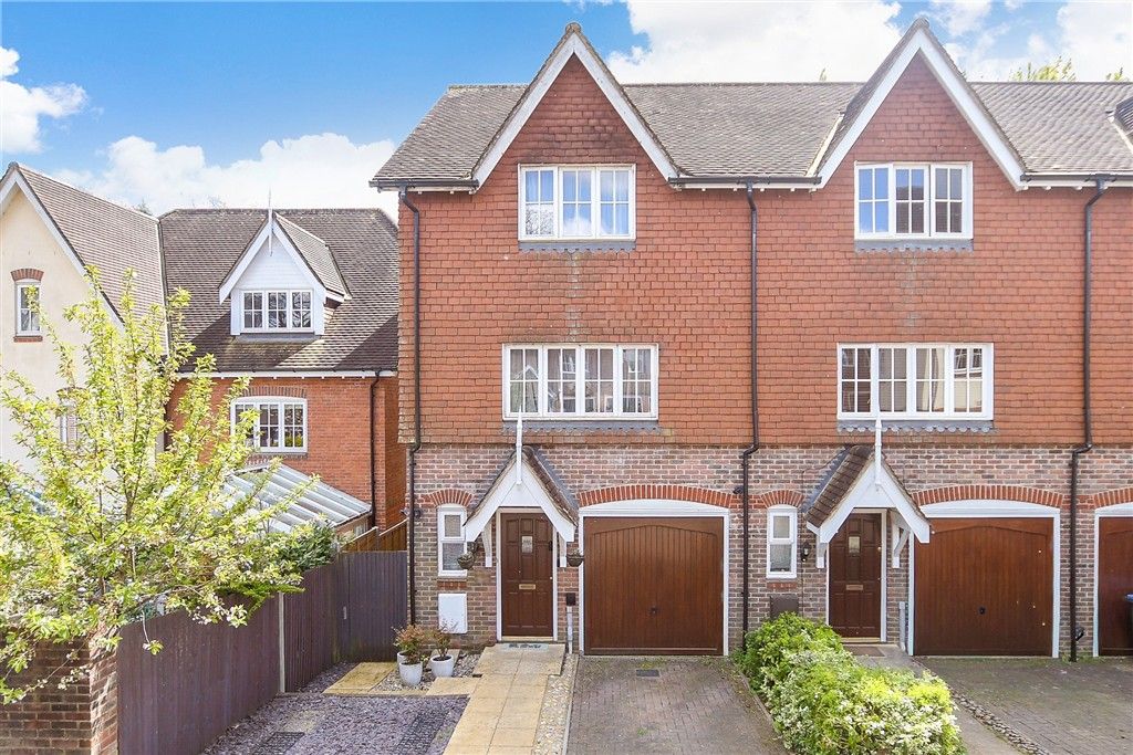 Property photo 1 of 15 External (Web).