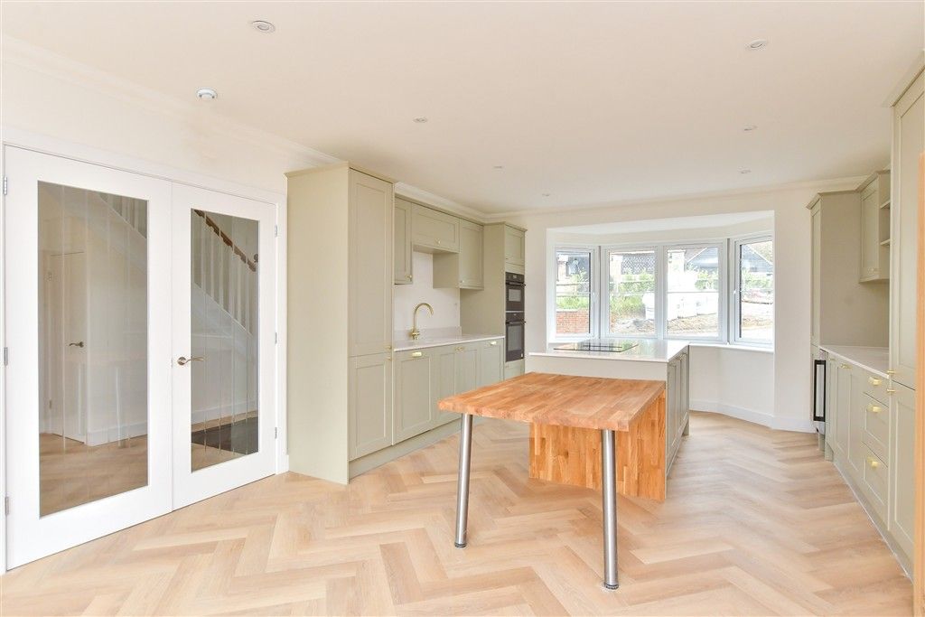 Property photo 1 of 17 Kitchen Diner