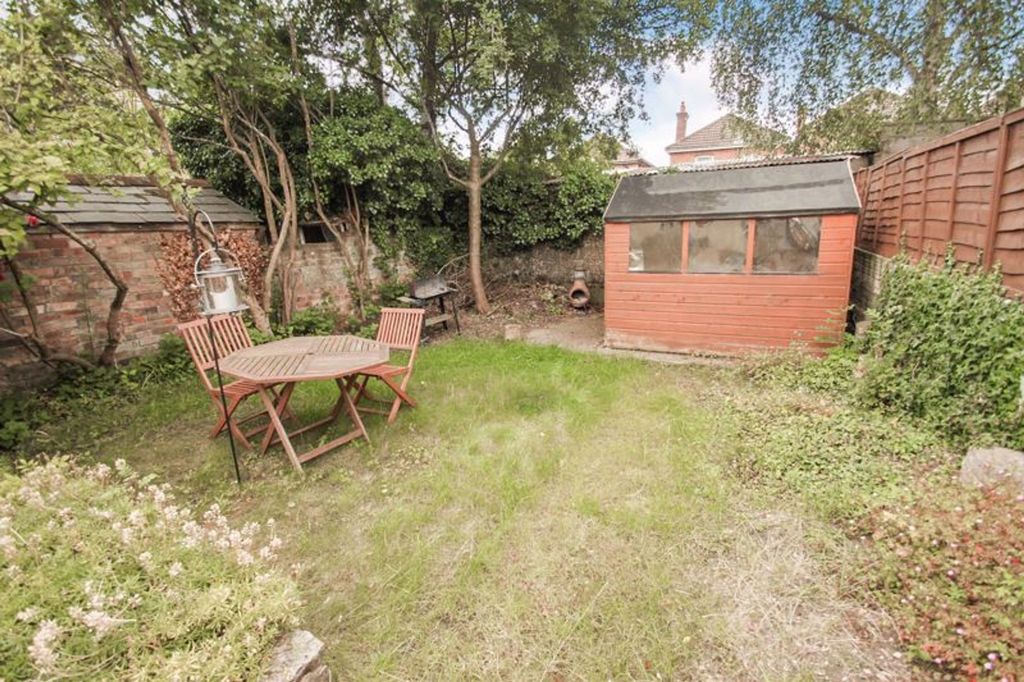 Property photo 3 of 6
