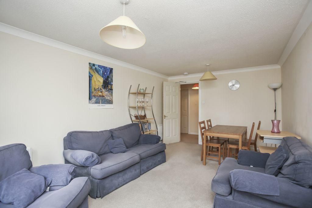 Property photo 3 of 11 Photo 3