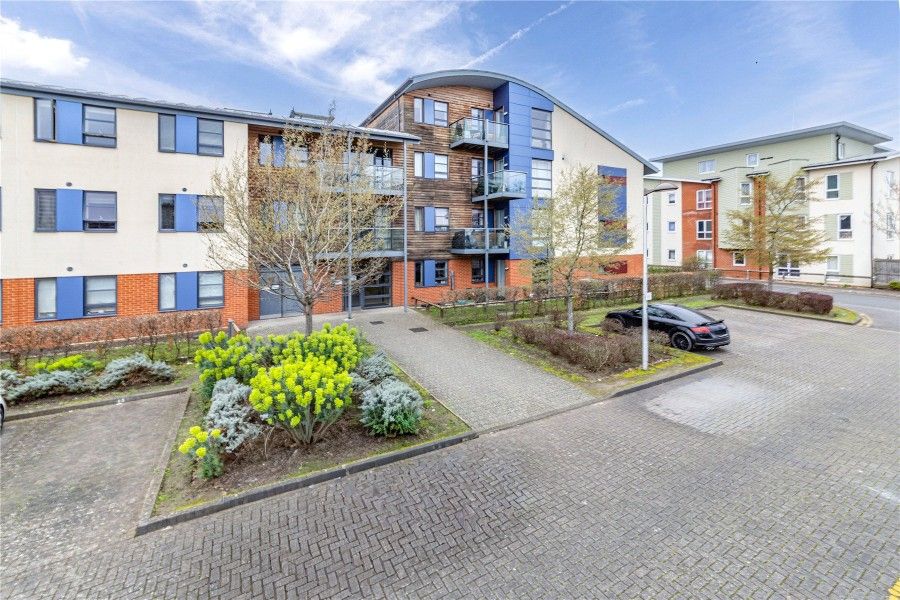 Property photo 1 of 8
