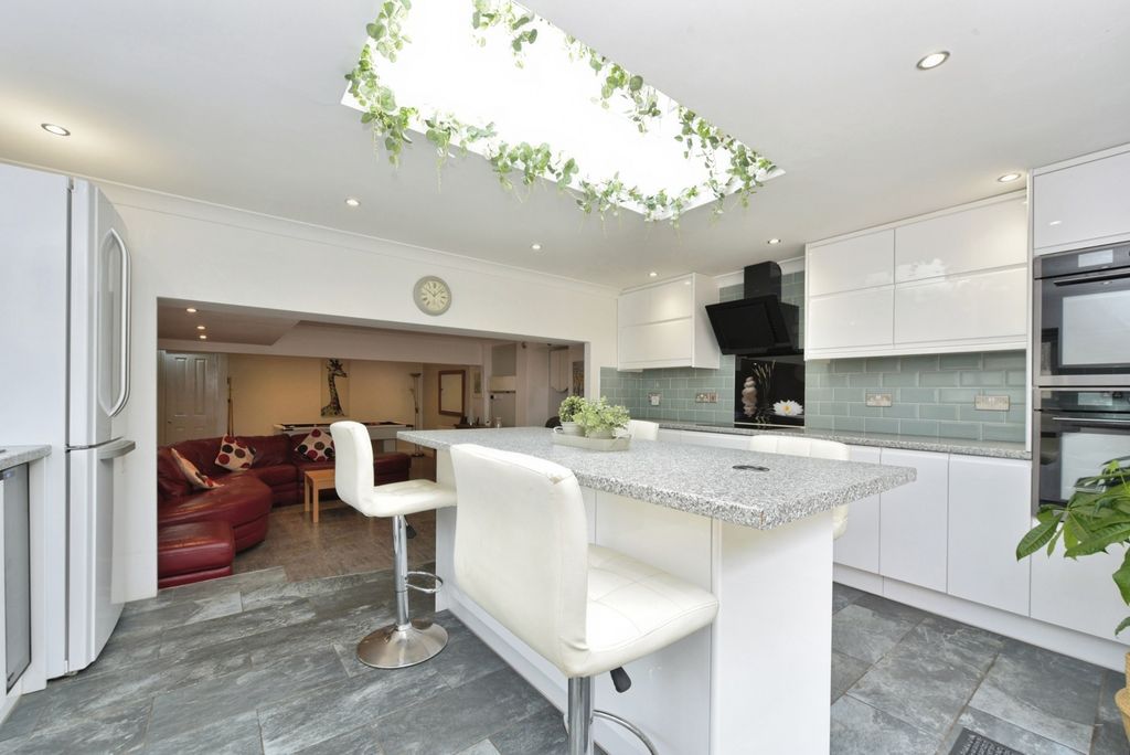 Property photo 1 of 22 Photo