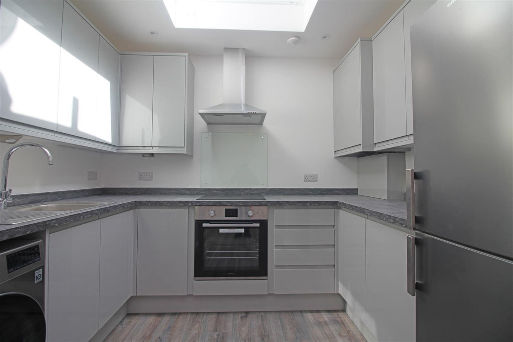 Property photo 2 of 7 1 (1).Jpg