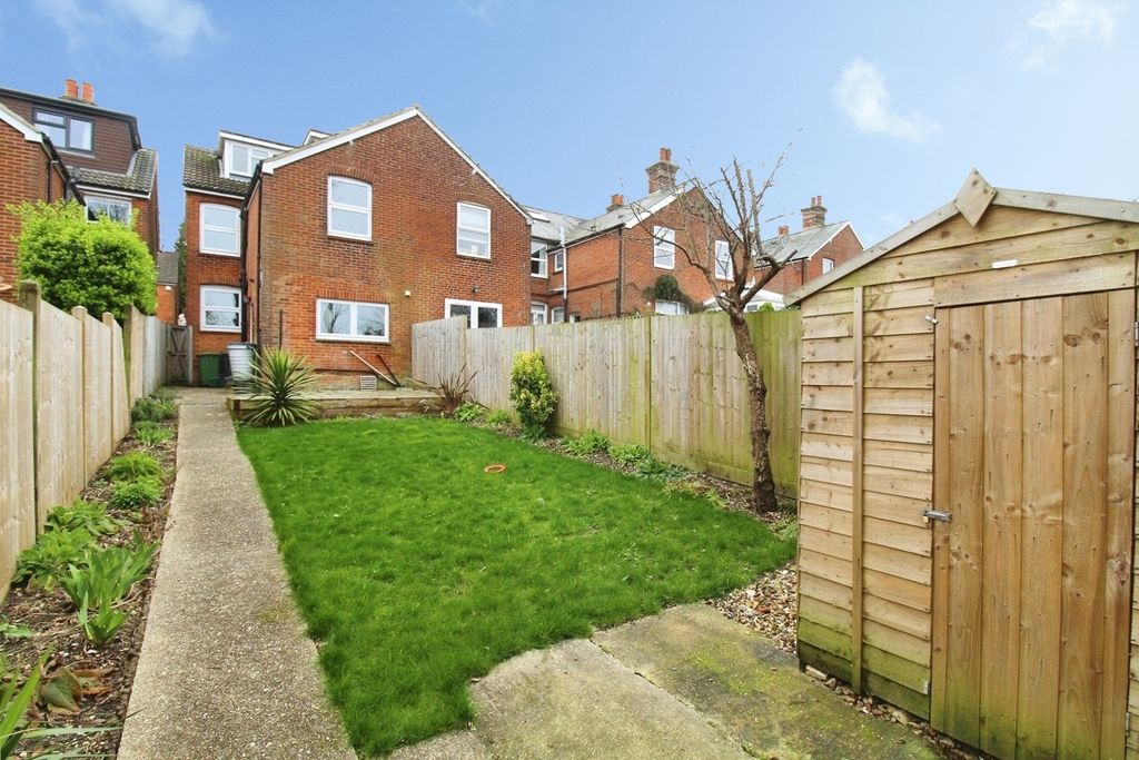 Property photo 3 of 16 Pbox-Img.Jpg