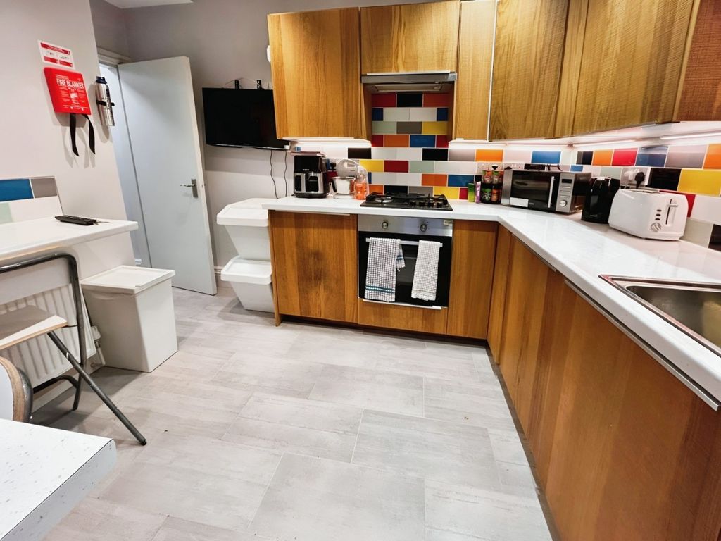 Property photo 3 of 7 Photo 3