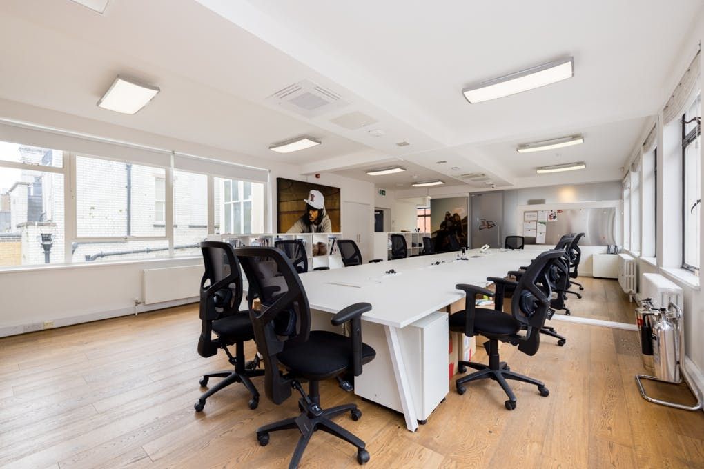 Property photo 1 of 8 Webres4142Eastcastlest7.Jpg