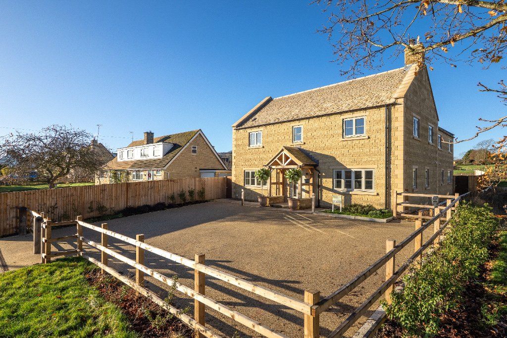 Property photo 1 of 16 Honeybourne House