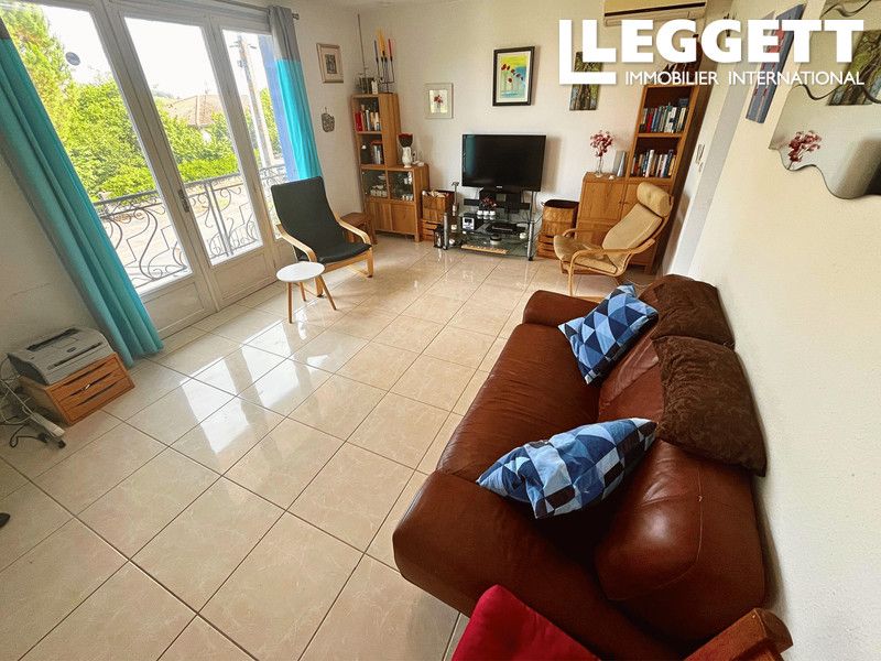 Property photo 3 of 10