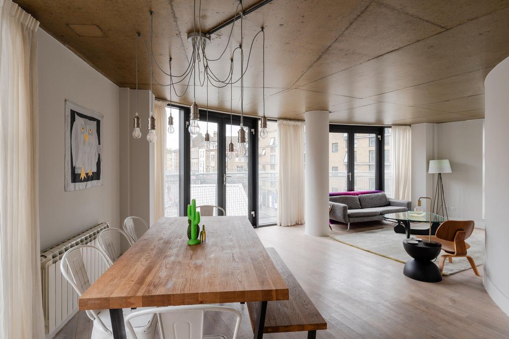 Property photo 1 of 12 19582761_N6_Webres.Jpg