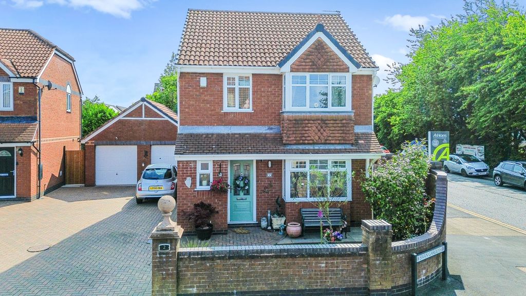 Property photo 1 of 24