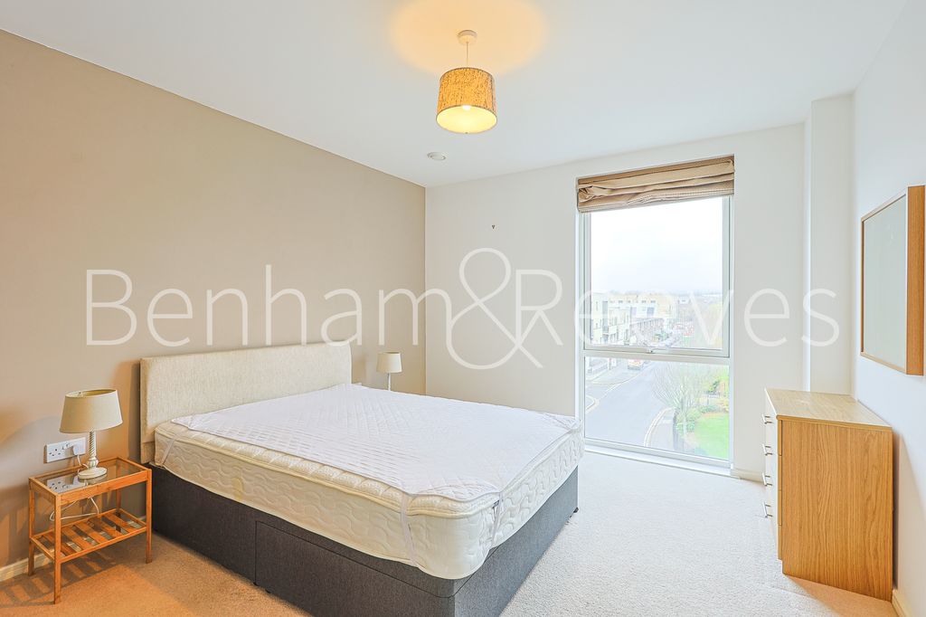 Property photo 3 of 13