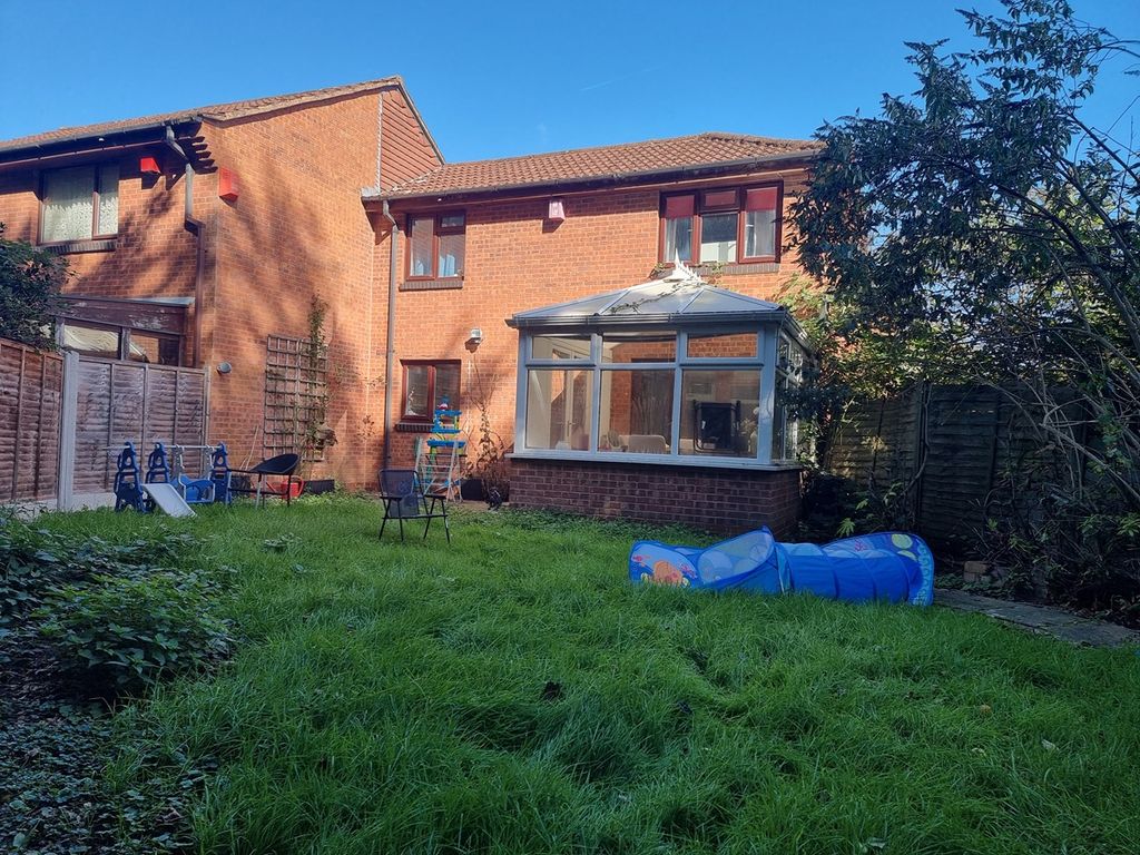 Property photo 2 of 11
