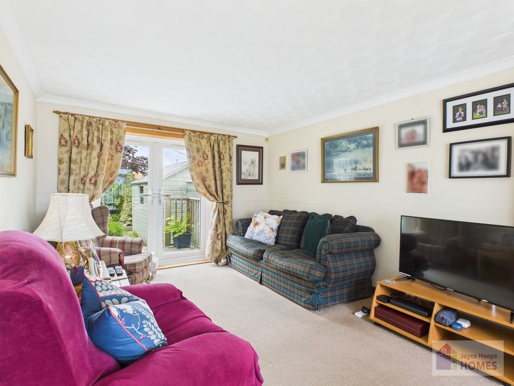 Property photo 3 of 18