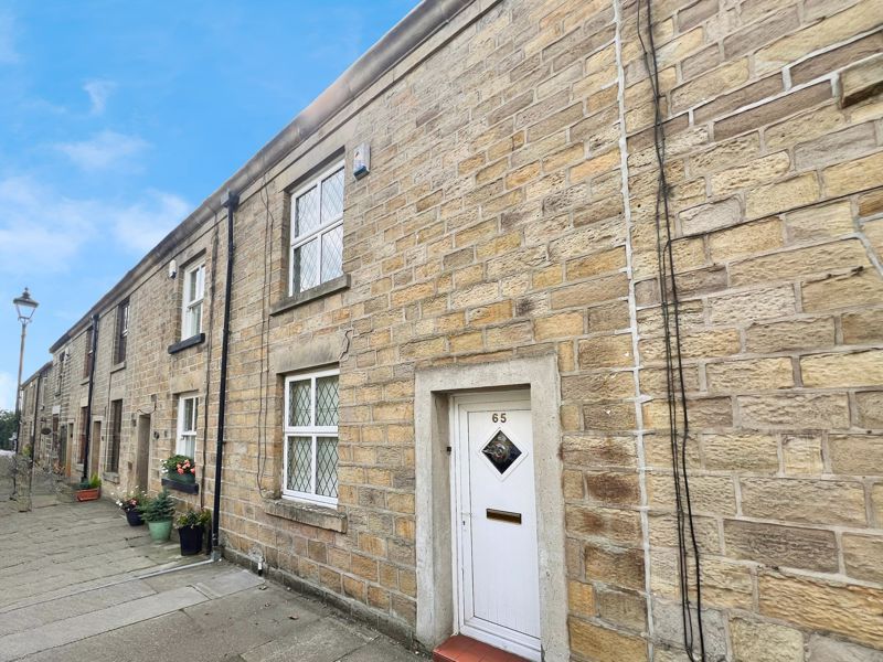 Property photo 1 of 14 External