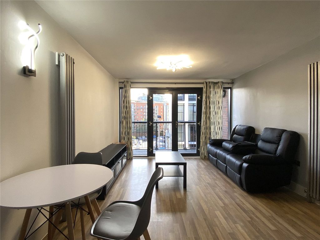 Property photo 3 of 6 Picture 3