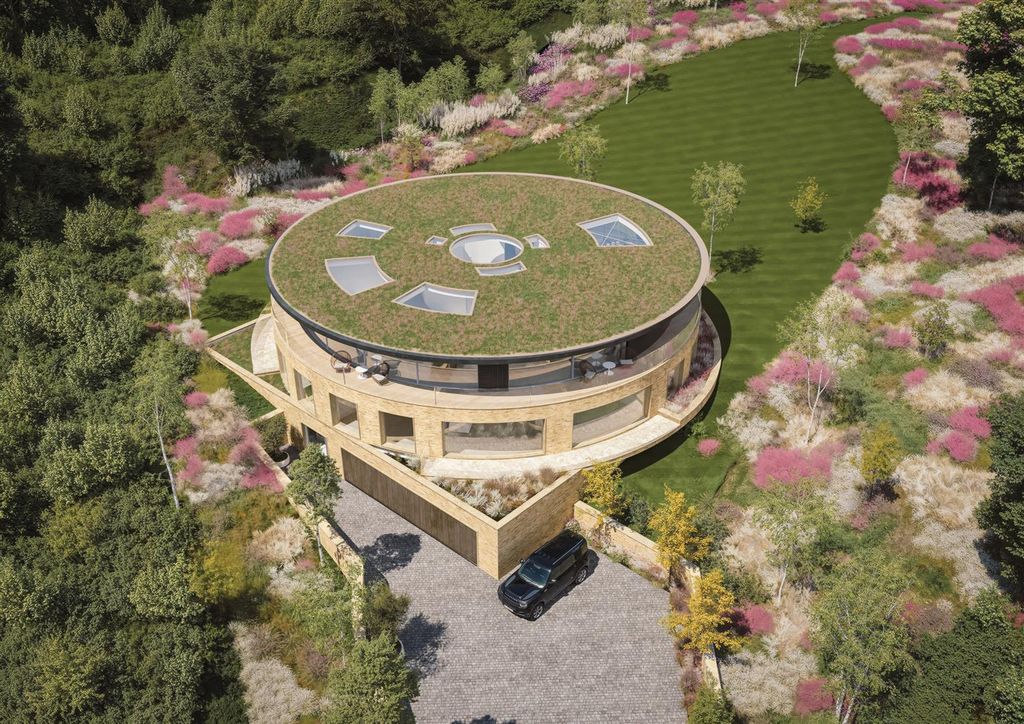 Property photo 1 of 12 The Summit