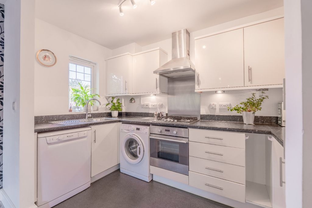 Property photo 3 of 24 4536473