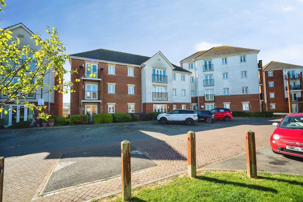 Property photo 1 of 20