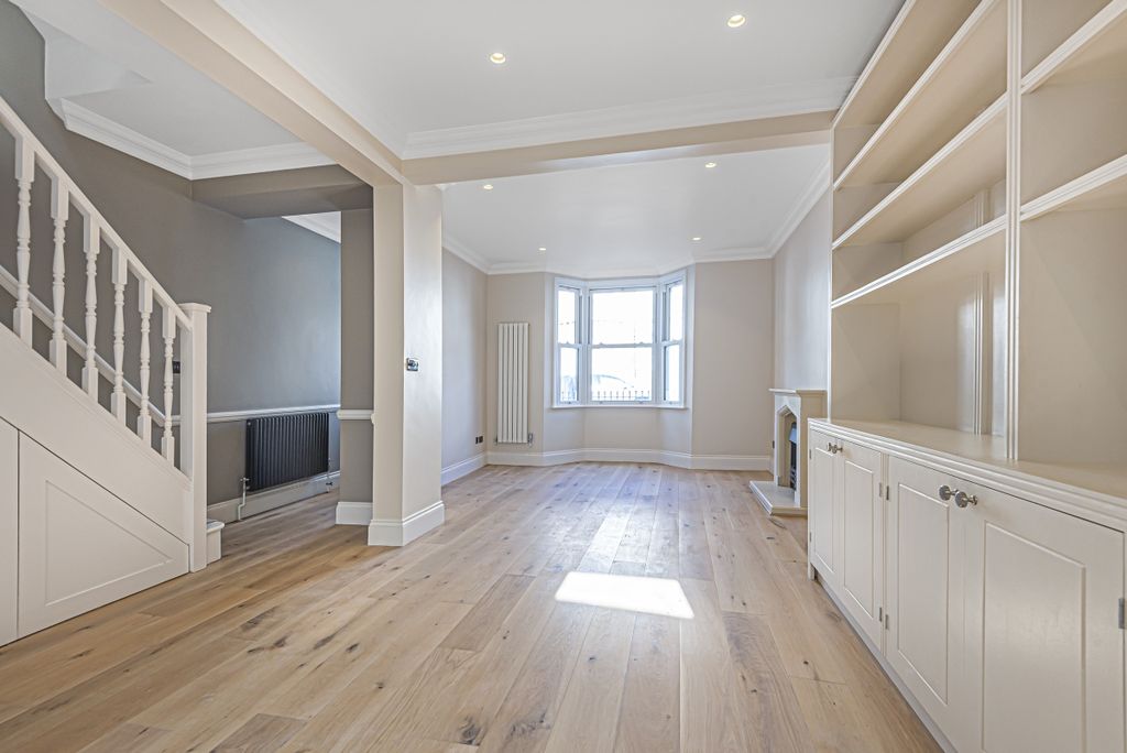 Property photo 1 of 15 543599 (7)