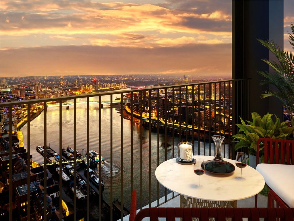 Property photo 1 of 24 Rooftop Views