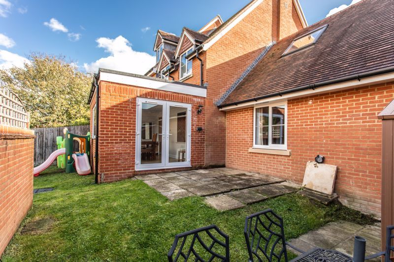 Property photo 3 of 24 Photo 21