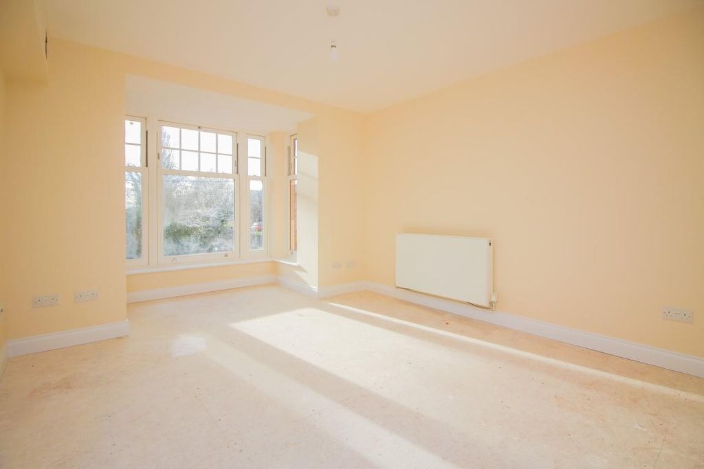 Property photo 3 of 6 Picture 3