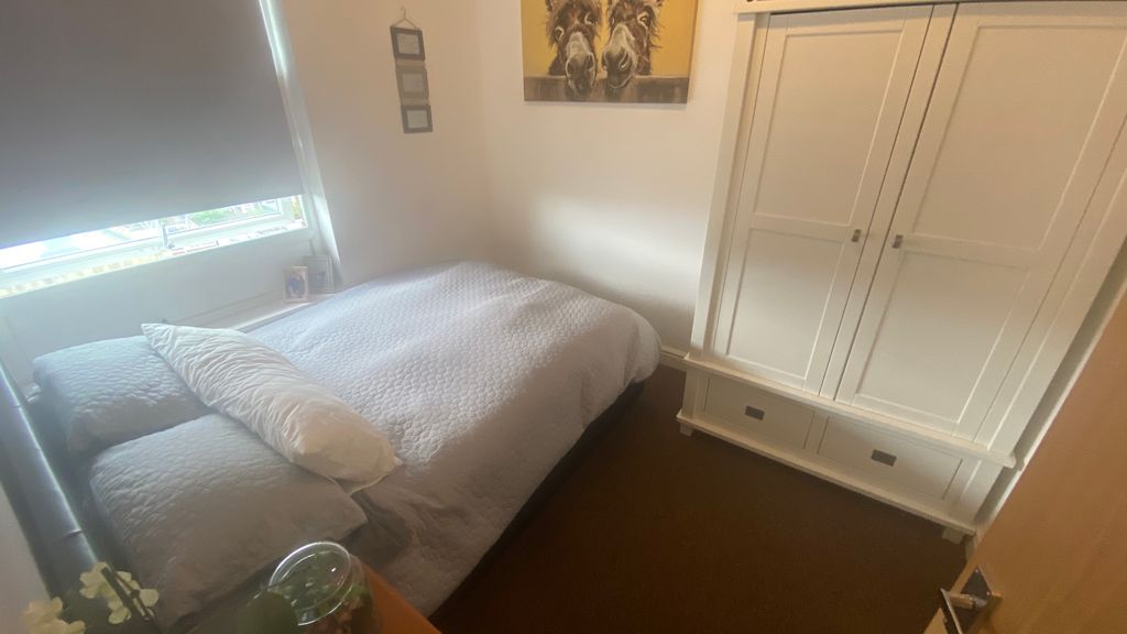 Property photo 2 of 3