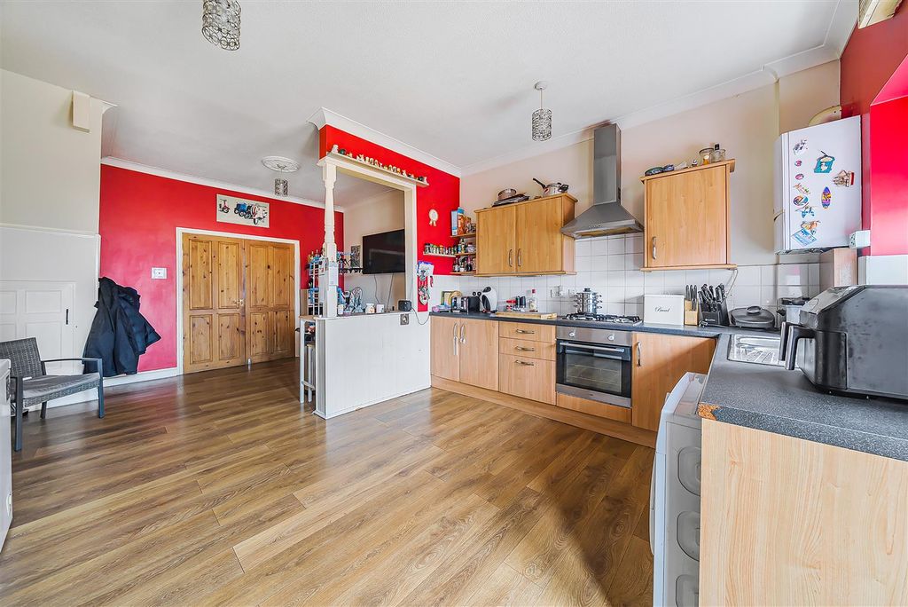 Property photo 3 of 13 Kitchen/Diner