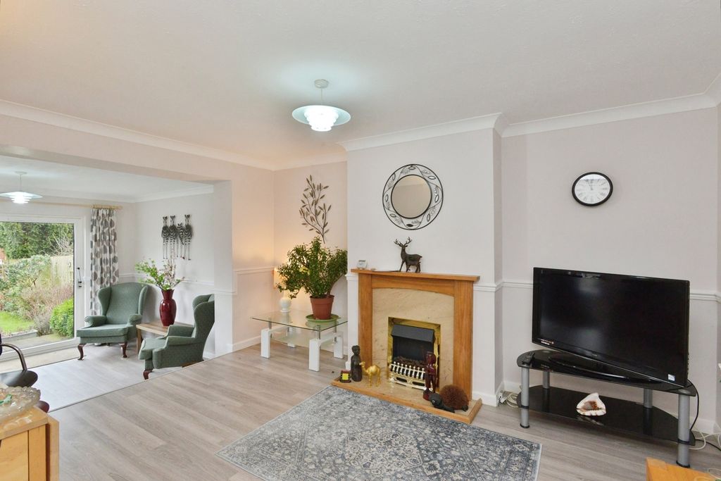 Property photo 2 of 16 Pbox-Img.Jpg