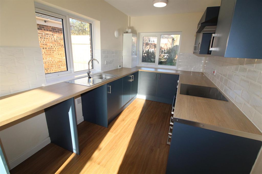 Property photo 2 of 13 Img_3832.Jpg