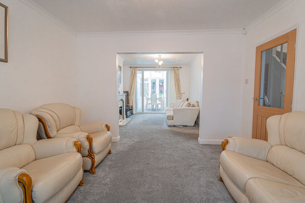 Property photo 2 of 19 20251002-Dsc0681320251002