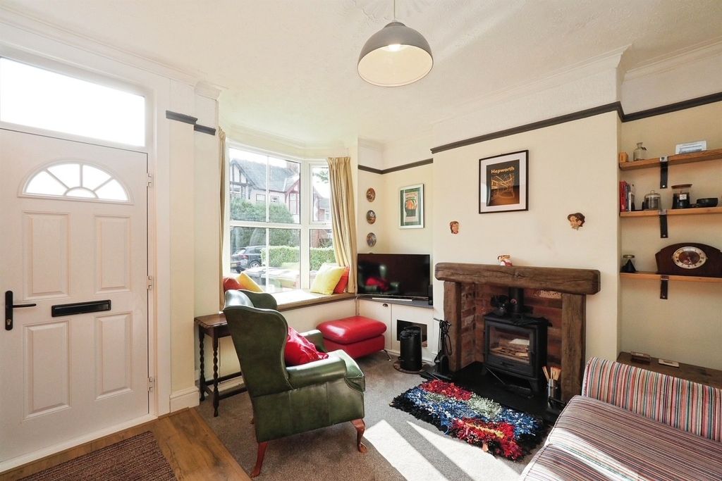 Property photo 3 of 14