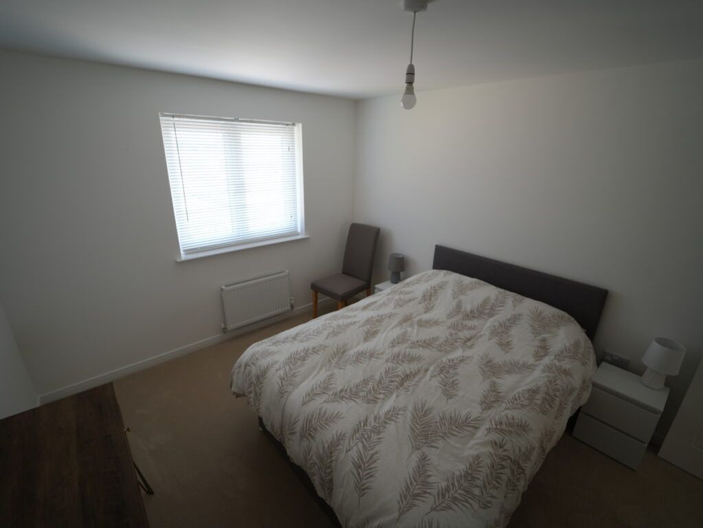 Property photo 3 of 32