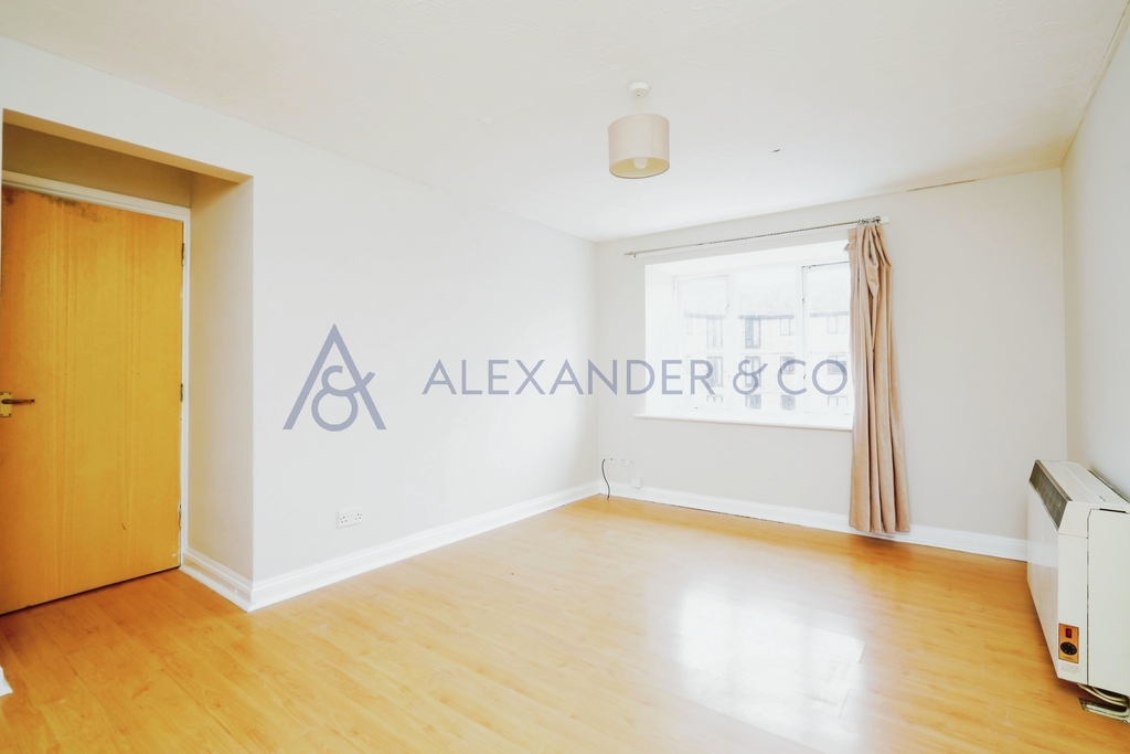 Property photo 3 of 10 3