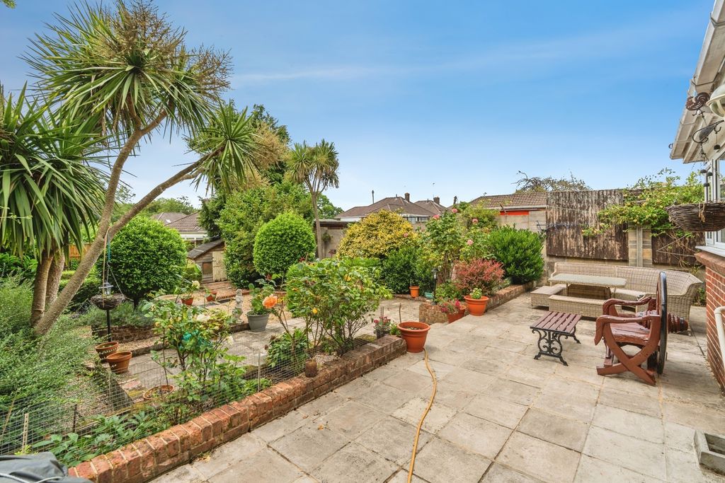 Property photo 2 of 24 Pbox-Img.Jpg