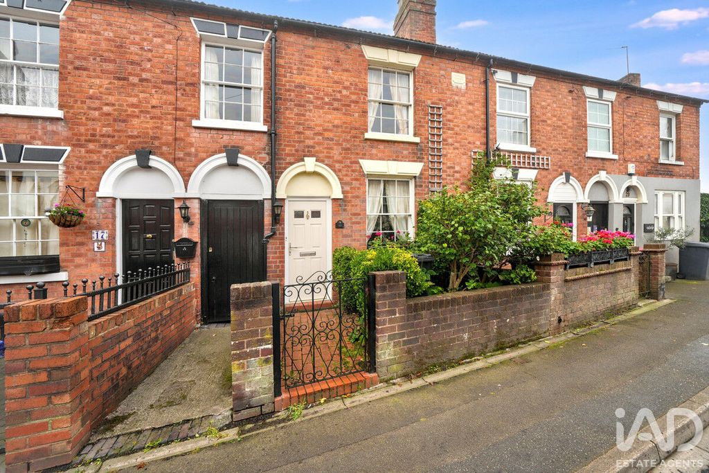 Property photo 1 of 31