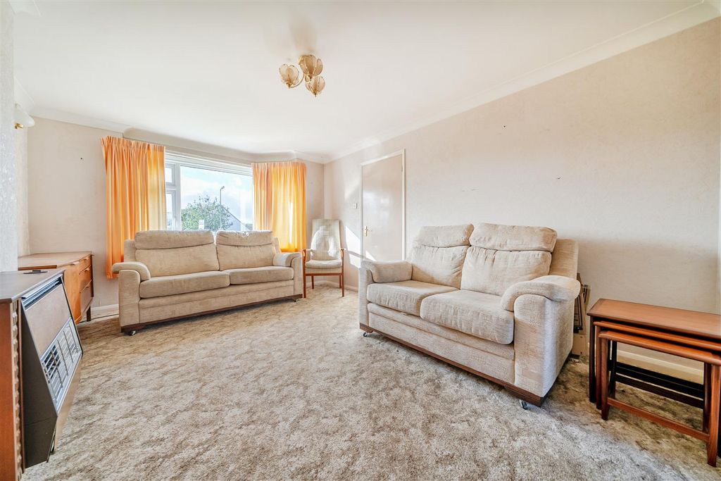 Property photo 2 of 16 Living Room