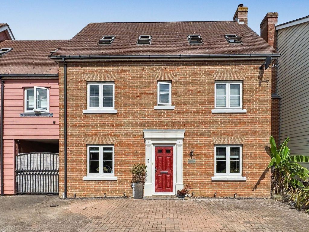 Property photo 1 of 38