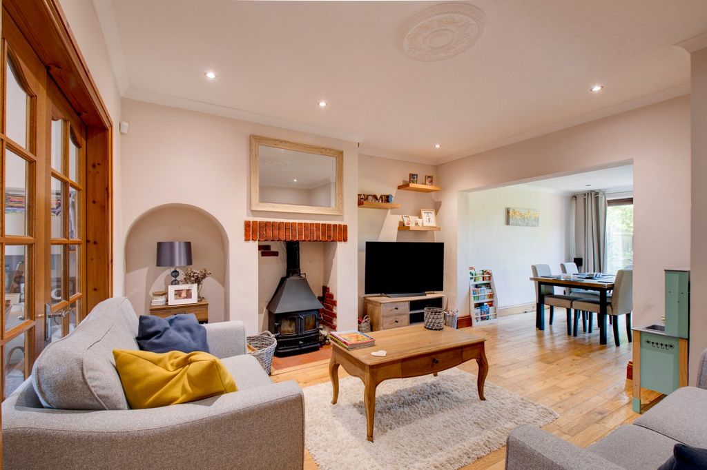 Property photo 2 of 19 Picture No. 06